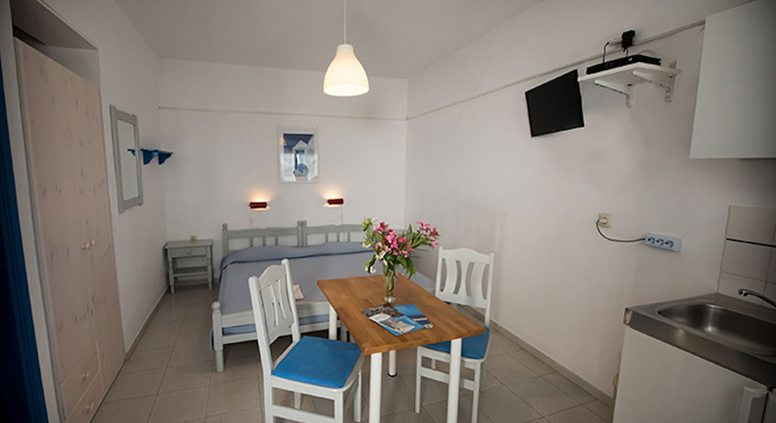 Amalia studios at Serifos